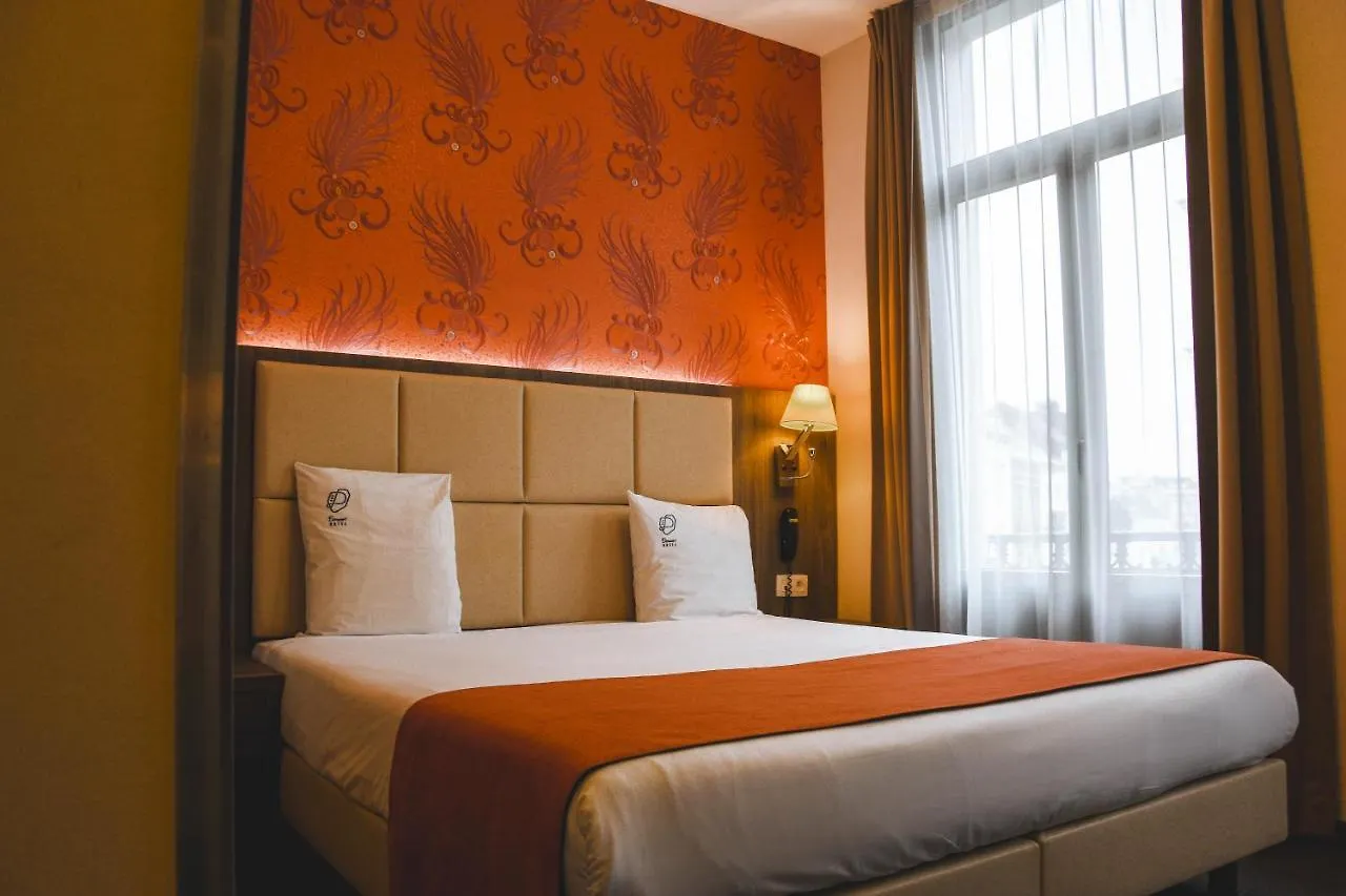 Dansaert Hotel Brüksel 3*,  Belçika